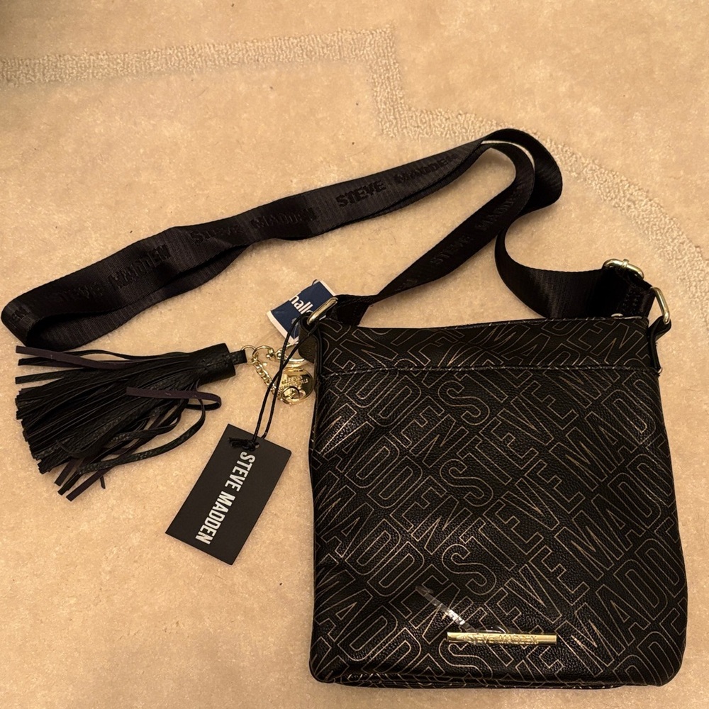 Steve Madden Black and Gold Crossbody Bag